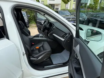 XC90 B5 AWD Geartronic Momentum Pro 7-Sitze Kame