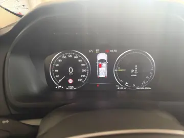 XC 90 Inscription Recharge PlugInHybrid 1. Hand