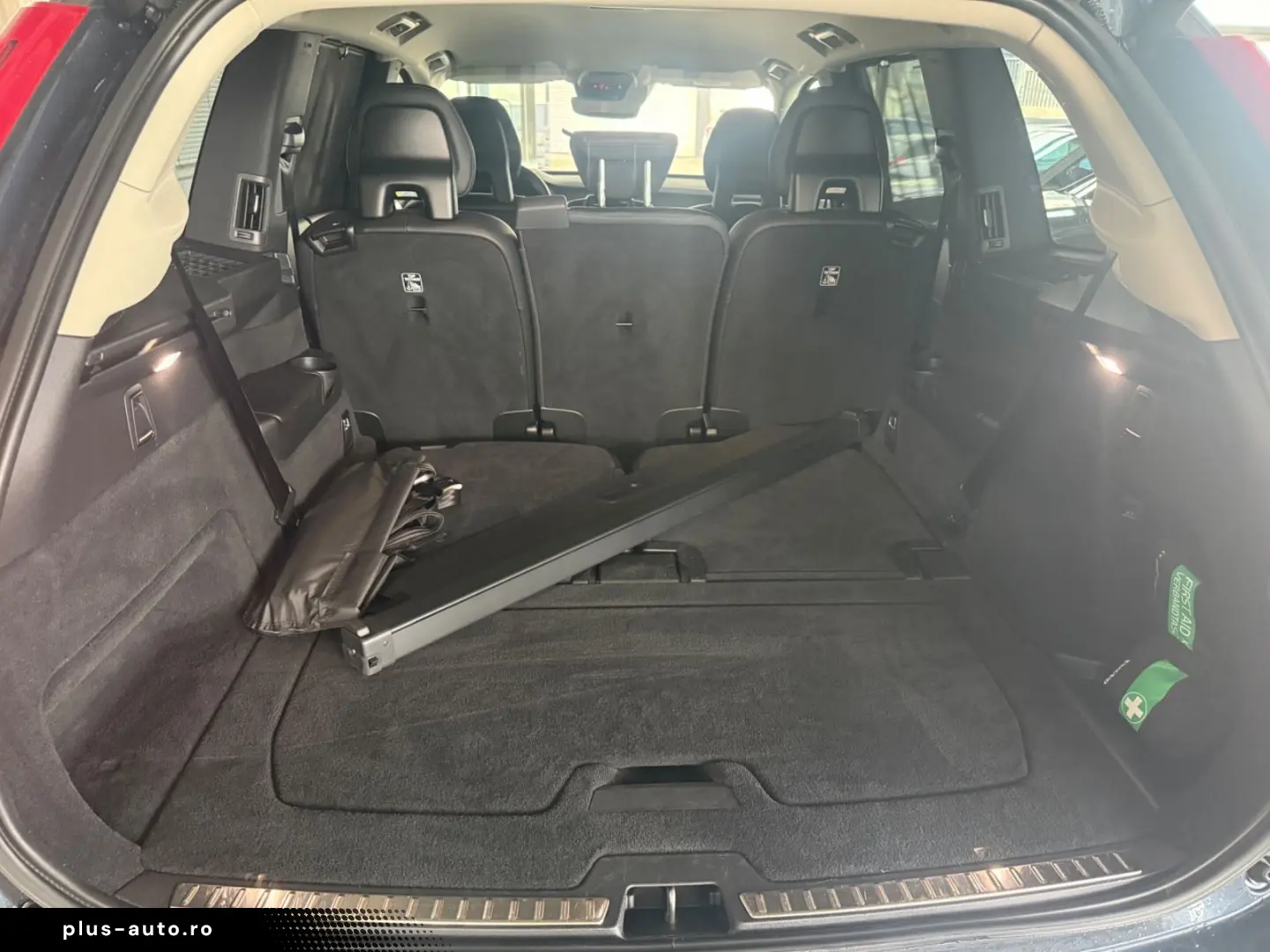 XC 90 Inscription Recharge PlugInHybrid 1. Hand