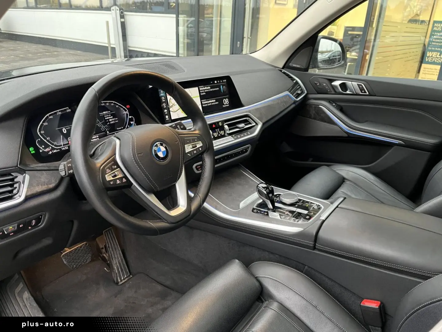 X5 xDrive45e Massage Ventilation DAPro H&K HUD 360