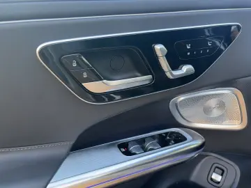 CLE53 AMG Cab DYNAMIC  Perf.Sitze Drivers DISTRO