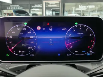 CLE 300 AMG 4M Coupé  Panorama R-Kamera Ambiente