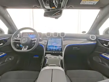 CLE 300 4M Coupé AMG DIGITAL STHZ 360 PANO