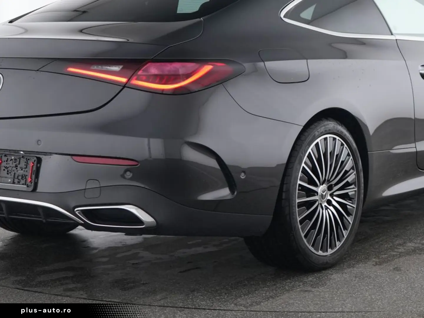 CLE 300 4M Coupé AMG DIGITAL STHZ 360 PANO