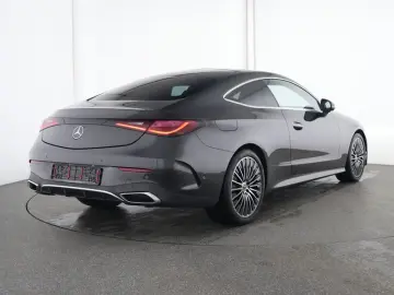 CLE 300 4M Coupé AMG DIGITAL STHZ 360 PANO