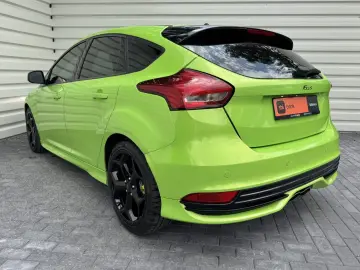 Ford Focus ST 185cp