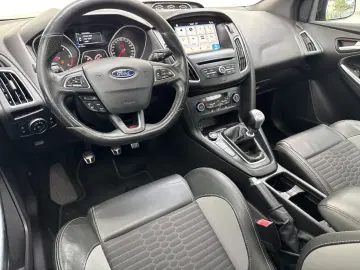 Ford Focus ST 185cp