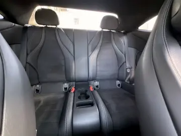 CLE 300 4MATIC Coupé AMG Line PANORAMA BURMESTER