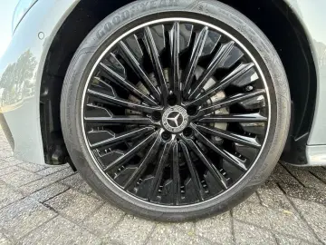 CLE 300 4MATIC Coupé AMG Line PANORAMA BURMESTER