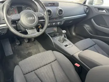 Audi A3 limuzina
