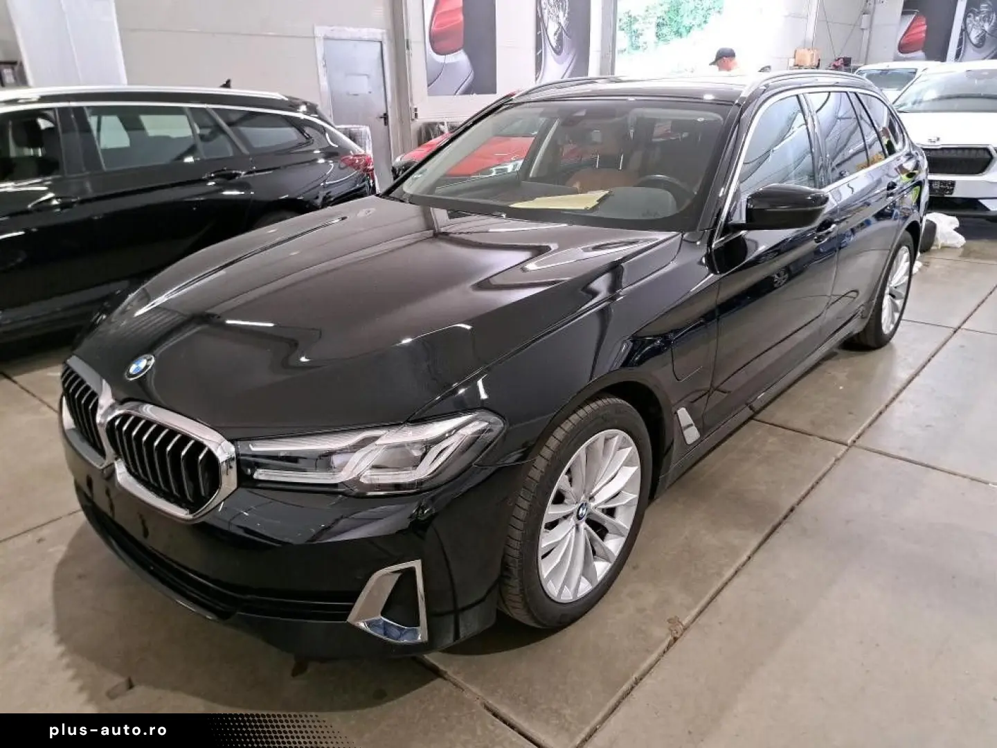 530 e Luxury Line 4xsHZ Leder LED LivecP Kamera