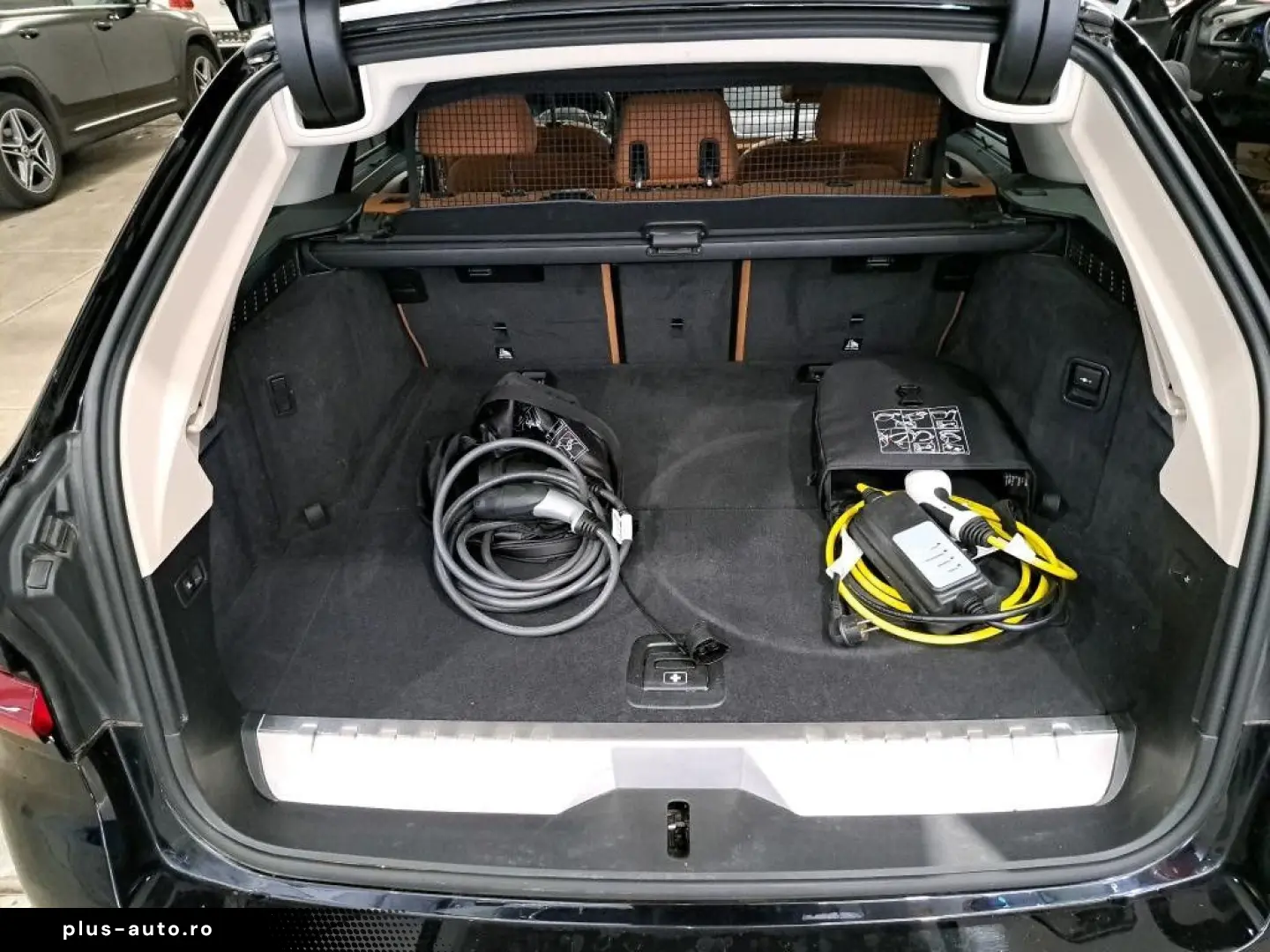 530 e Luxury Line 4xsHZ Leder LED LivecP Kamera