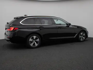 530i Kamera DAB HiFi DrivingAssist Alarm Sport