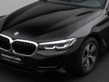 530i Kamera DAB HiFi DrivingAssist Alarm Sport