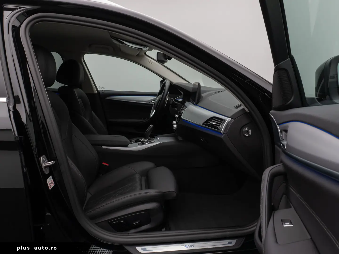 530i Kamera DAB HiFi DrivingAssist Alarm Sport