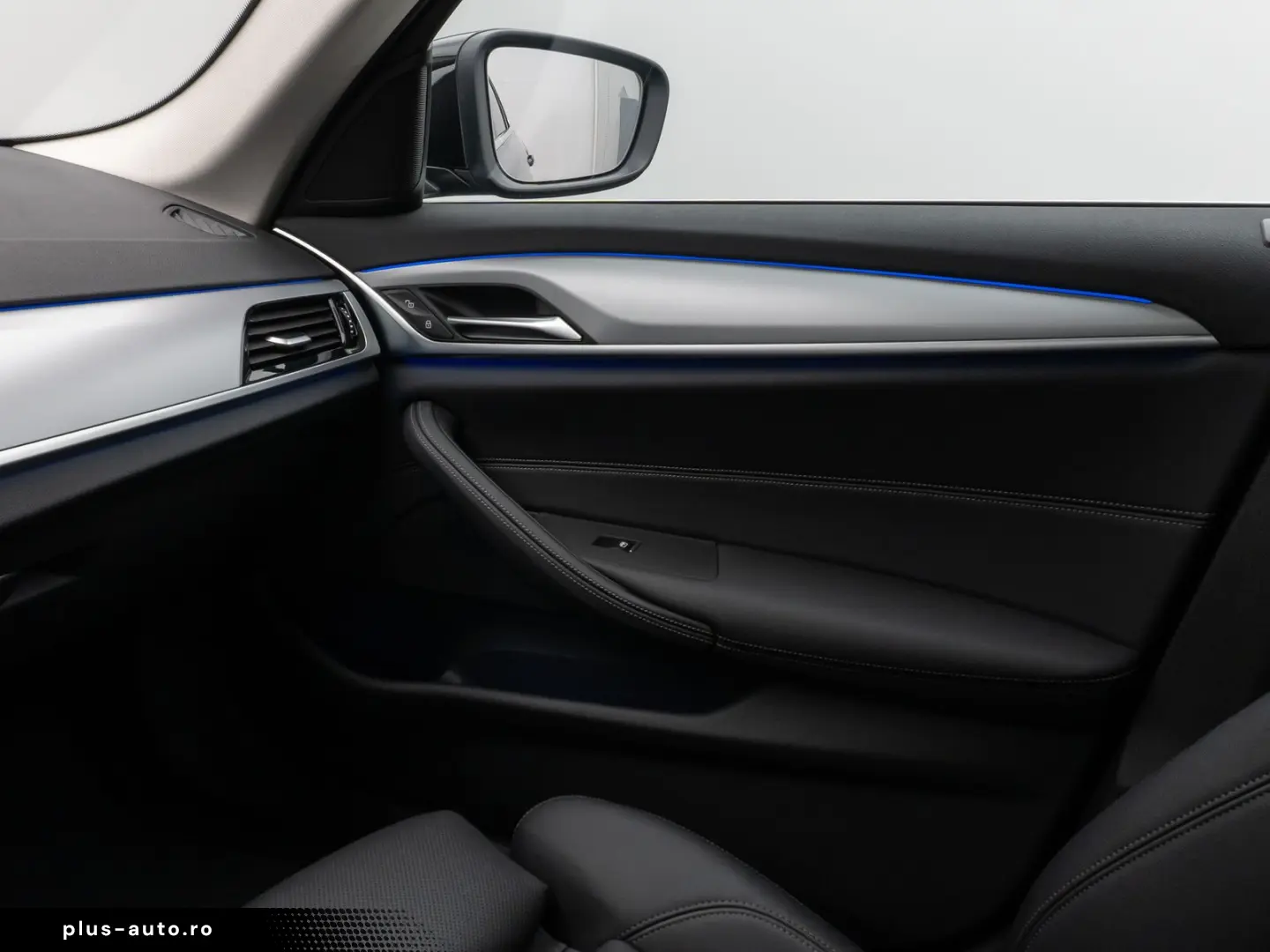 530i Kamera DAB HiFi DrivingAssist Alarm Sport