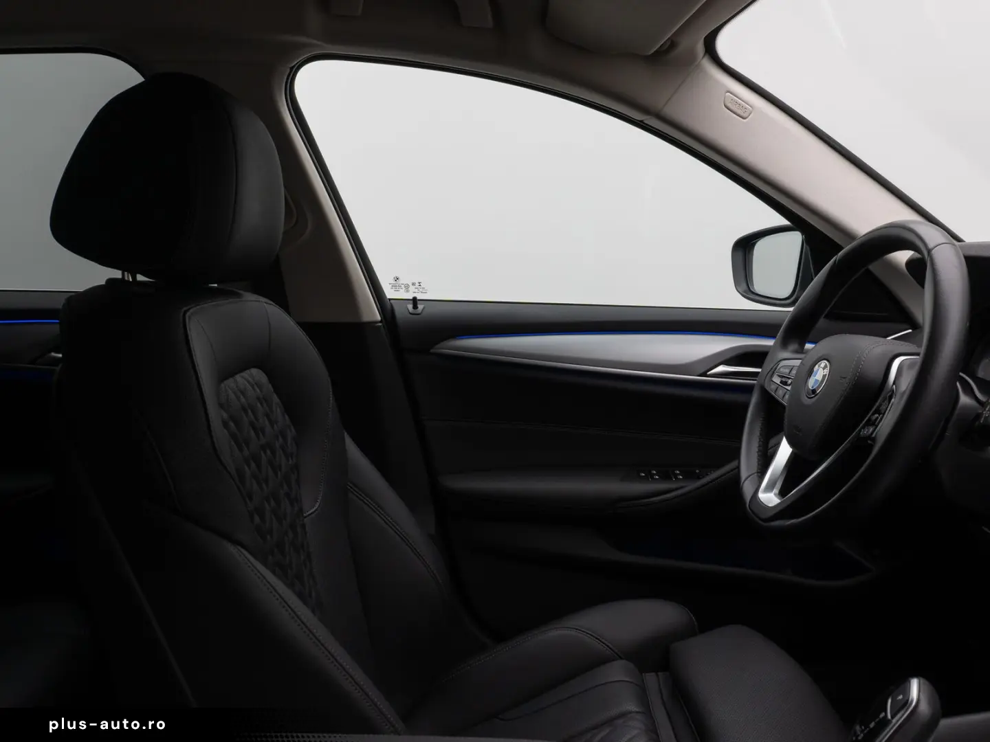 530i Kamera DAB HiFi DrivingAssist Alarm Sport