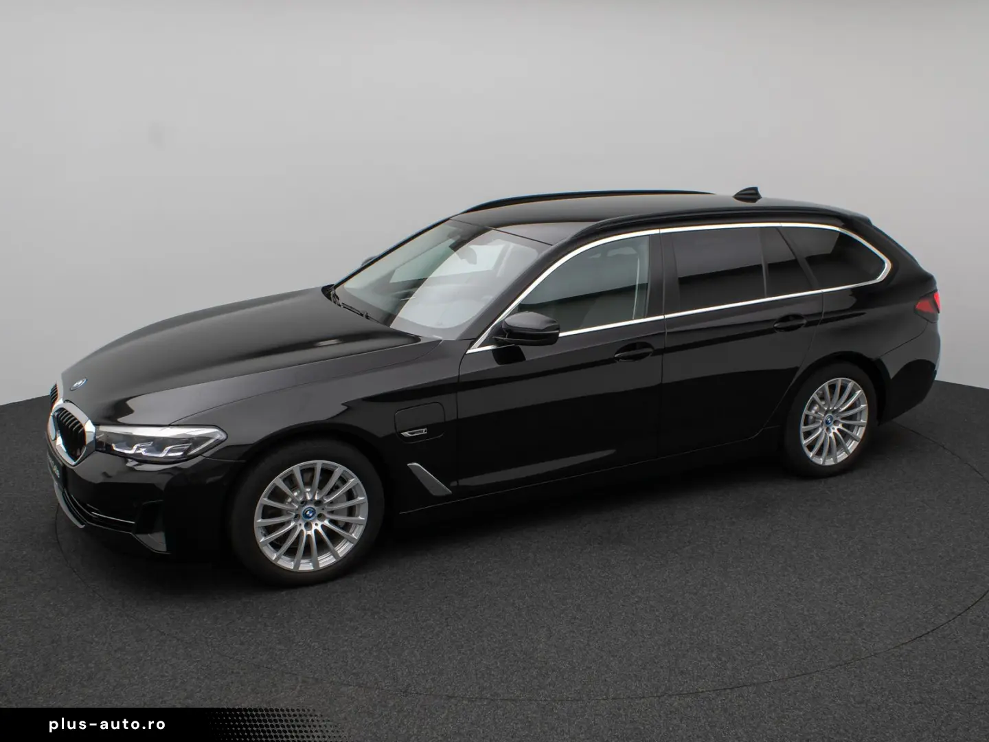 530e  Kamera DAB CockPitPro Sitzhzg Alarm LED