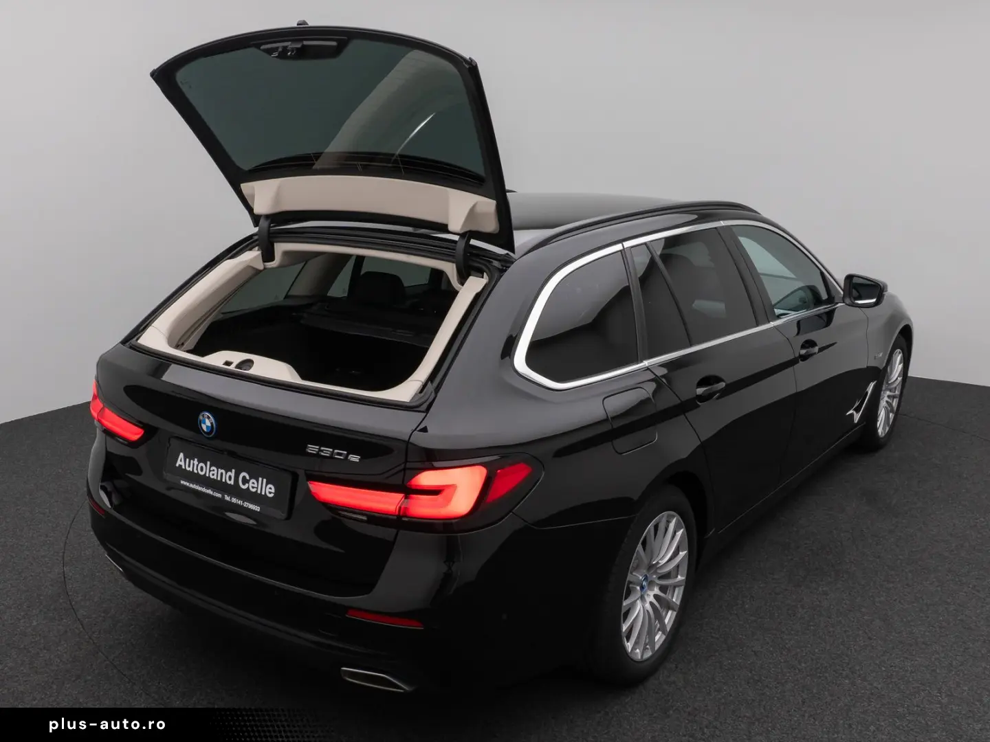 530e  Kamera DAB CockPitPro Sitzhzg Alarm LED