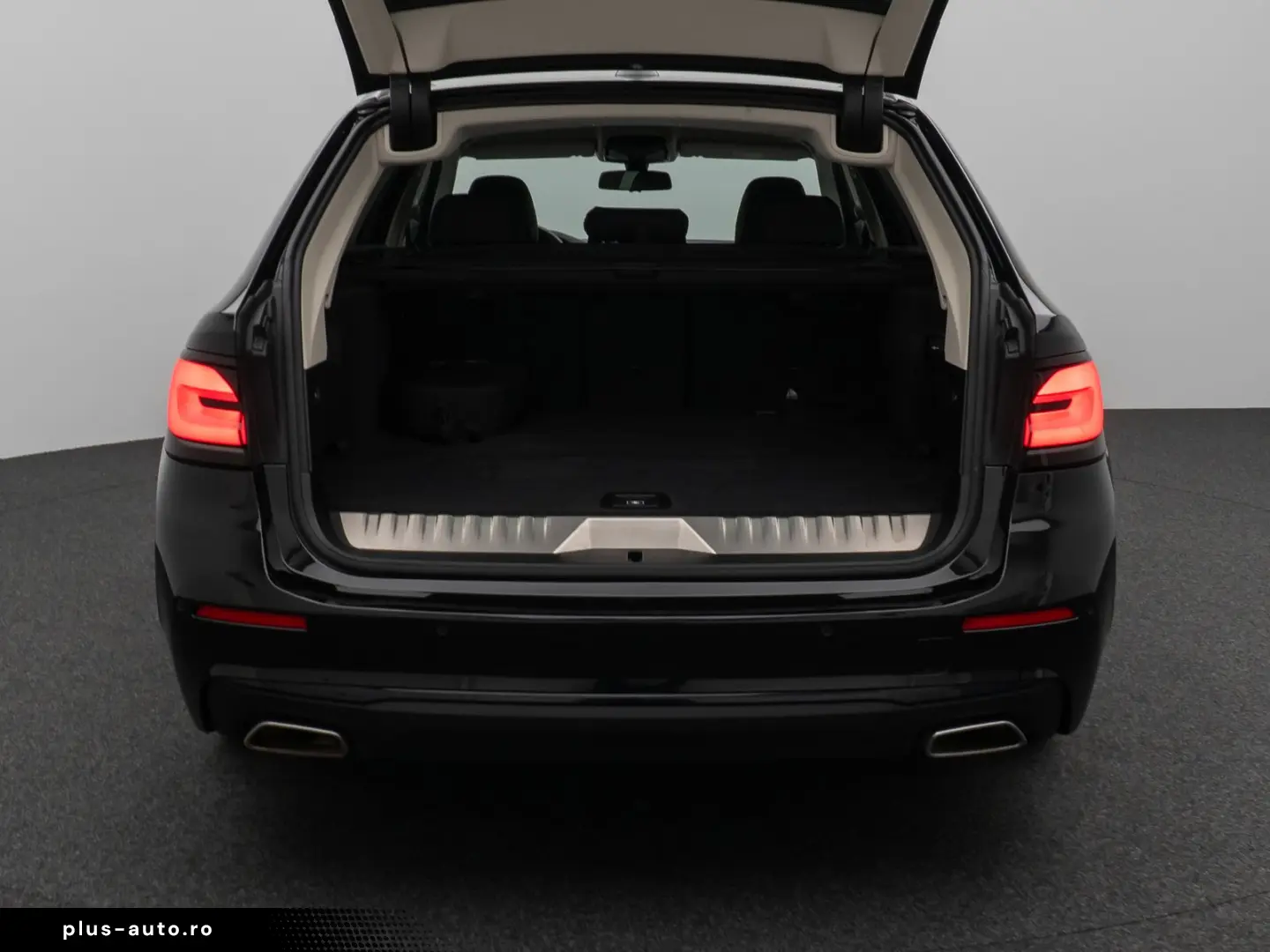 530e  Kamera DAB CockPitPro Sitzhzg Alarm LED