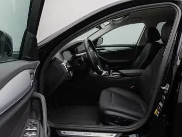 530e  Kamera DAB CockPitPro Sitzhzg Alarm LED