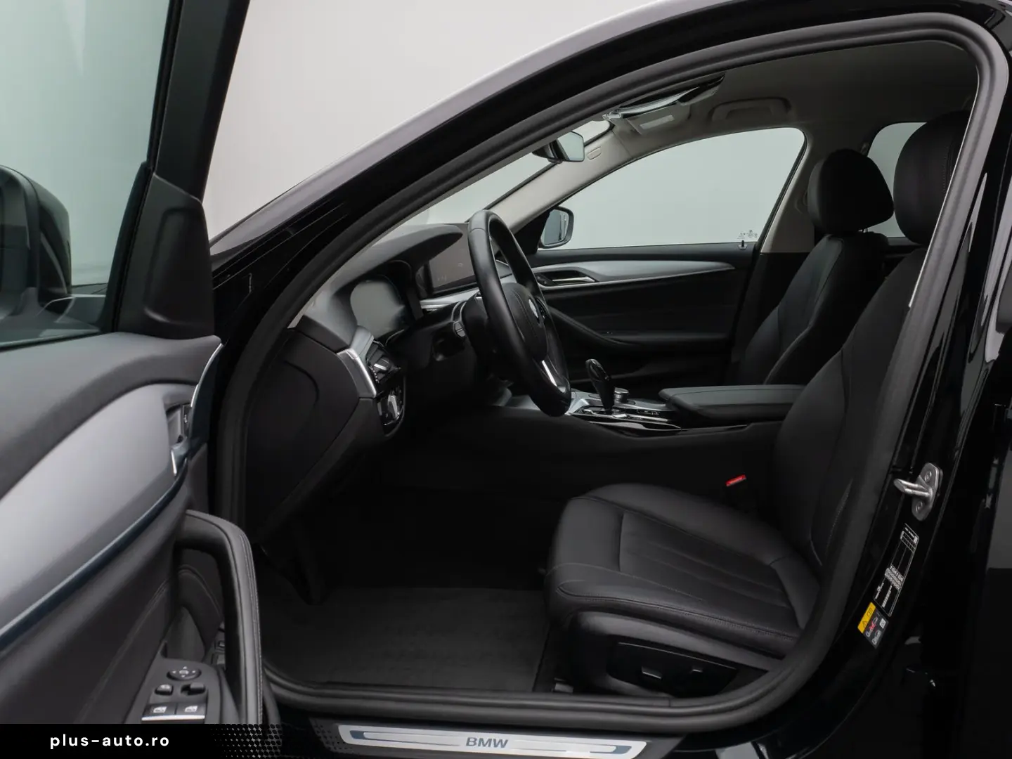 530e  Kamera DAB CockPitPro Sitzhzg Alarm LED