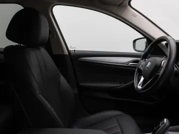 530e  Kamera DAB CockPitPro Sitzhzg Alarm LED