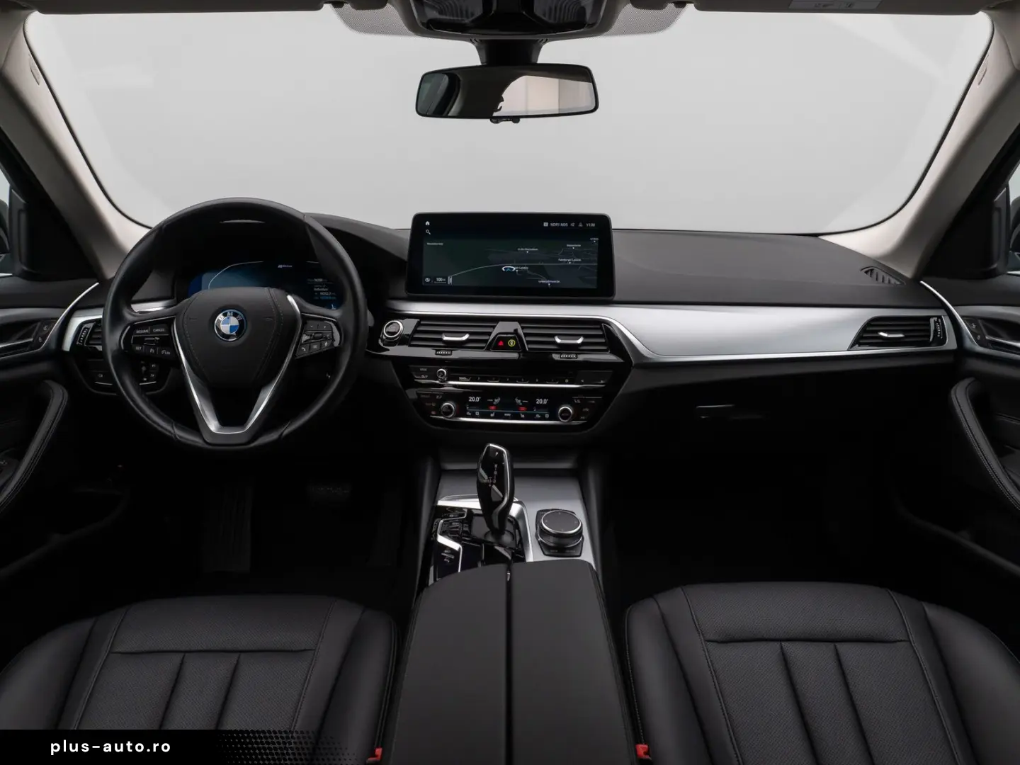 530e  Kamera DAB CockPitPro Sitzhzg Alarm LED