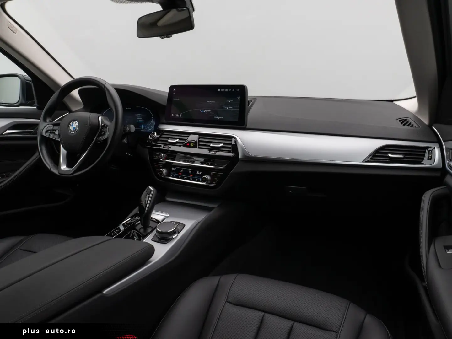 530e  Kamera DAB CockPitPro Sitzhzg Alarm LED