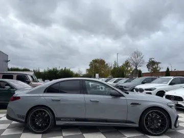 E 53 Hybrid AMG EDITION 1 -Digital L-SUPERSCREEN