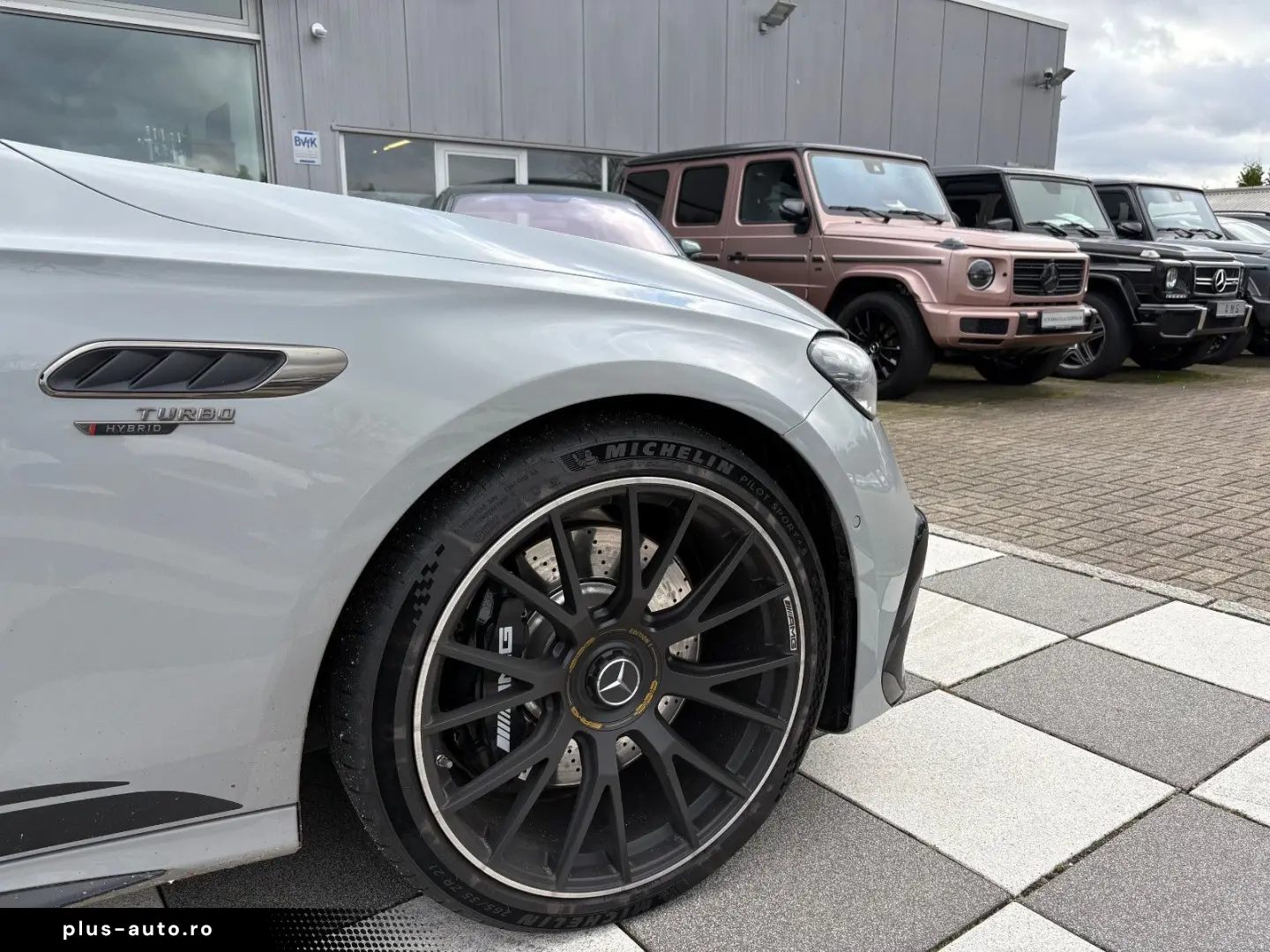 E 53 Hybrid AMG EDITION 1 -Digital L-SUPERSCREEN