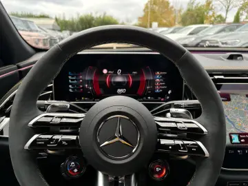 E 53 Hybrid AMG EDITION 1 -Digital L-SUPERSCREEN