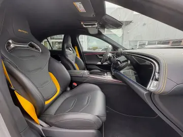 E 53 Hybrid AMG EDITION 1 -Digital L-SUPERSCREEN