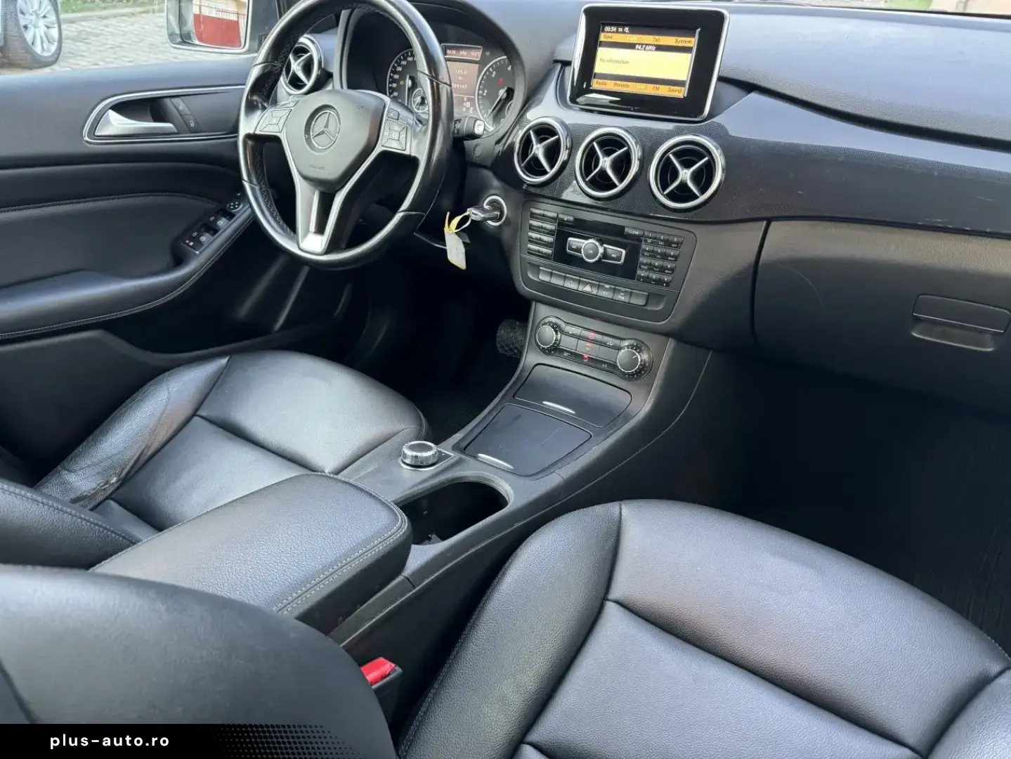 Mercedes-Benz B Class