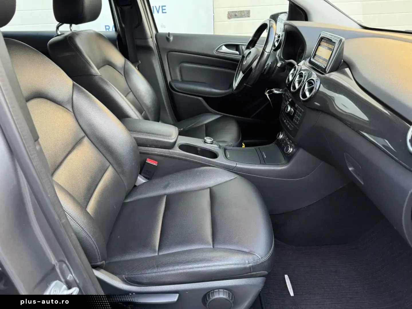 Mercedes-Benz B Class