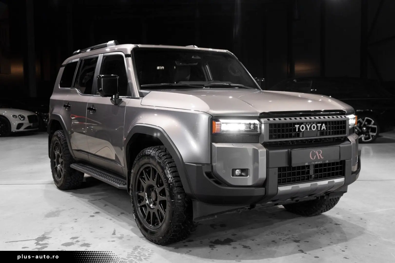 Land Cruiser  Prestige LED