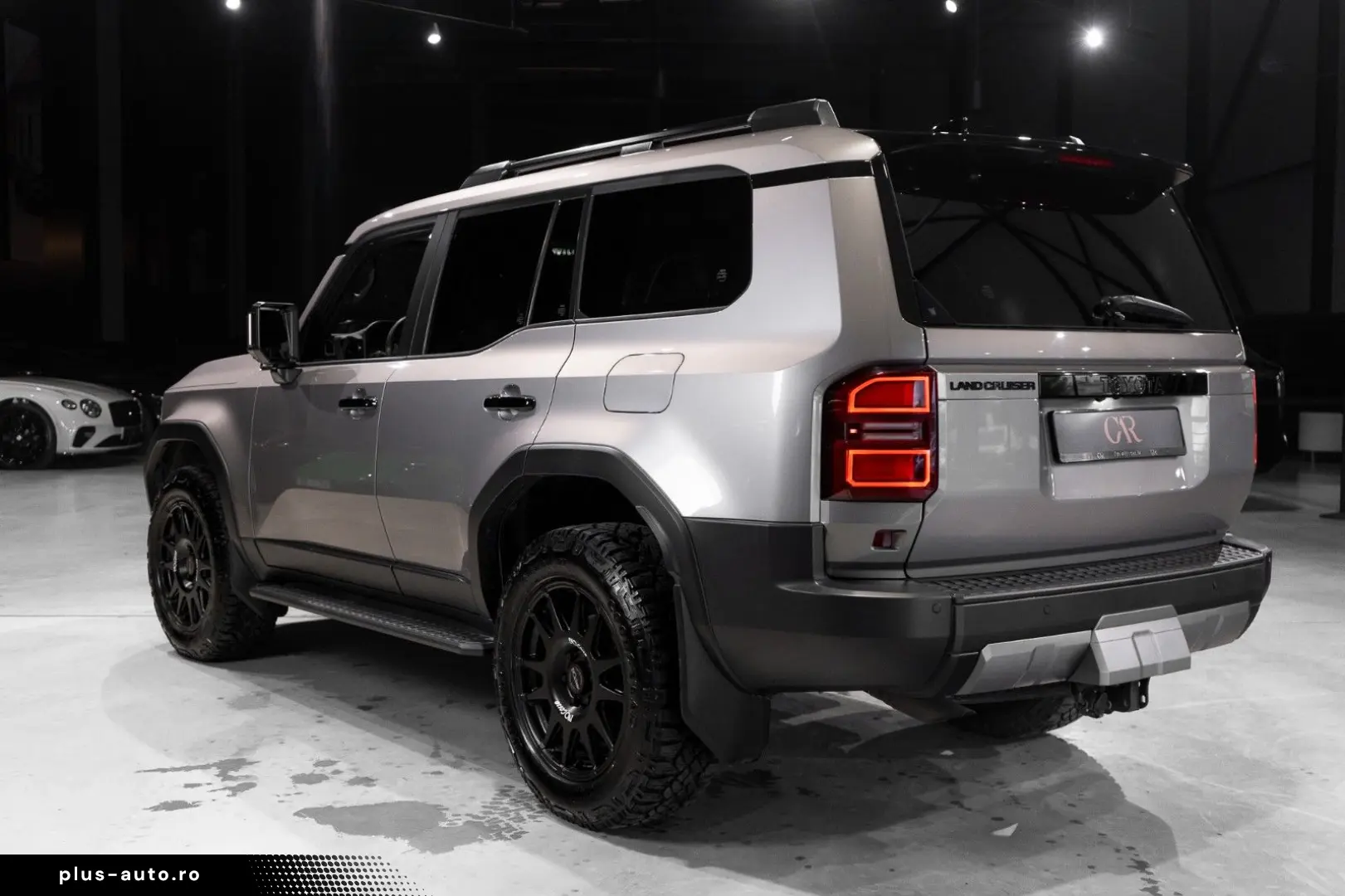 Land Cruiser  Prestige LED