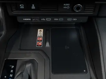 Land Cruiser  Prestige LED