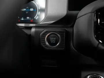 Land Cruiser  Prestige LED