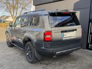 Land Cruiser 2.8 D-4D AWD Executive