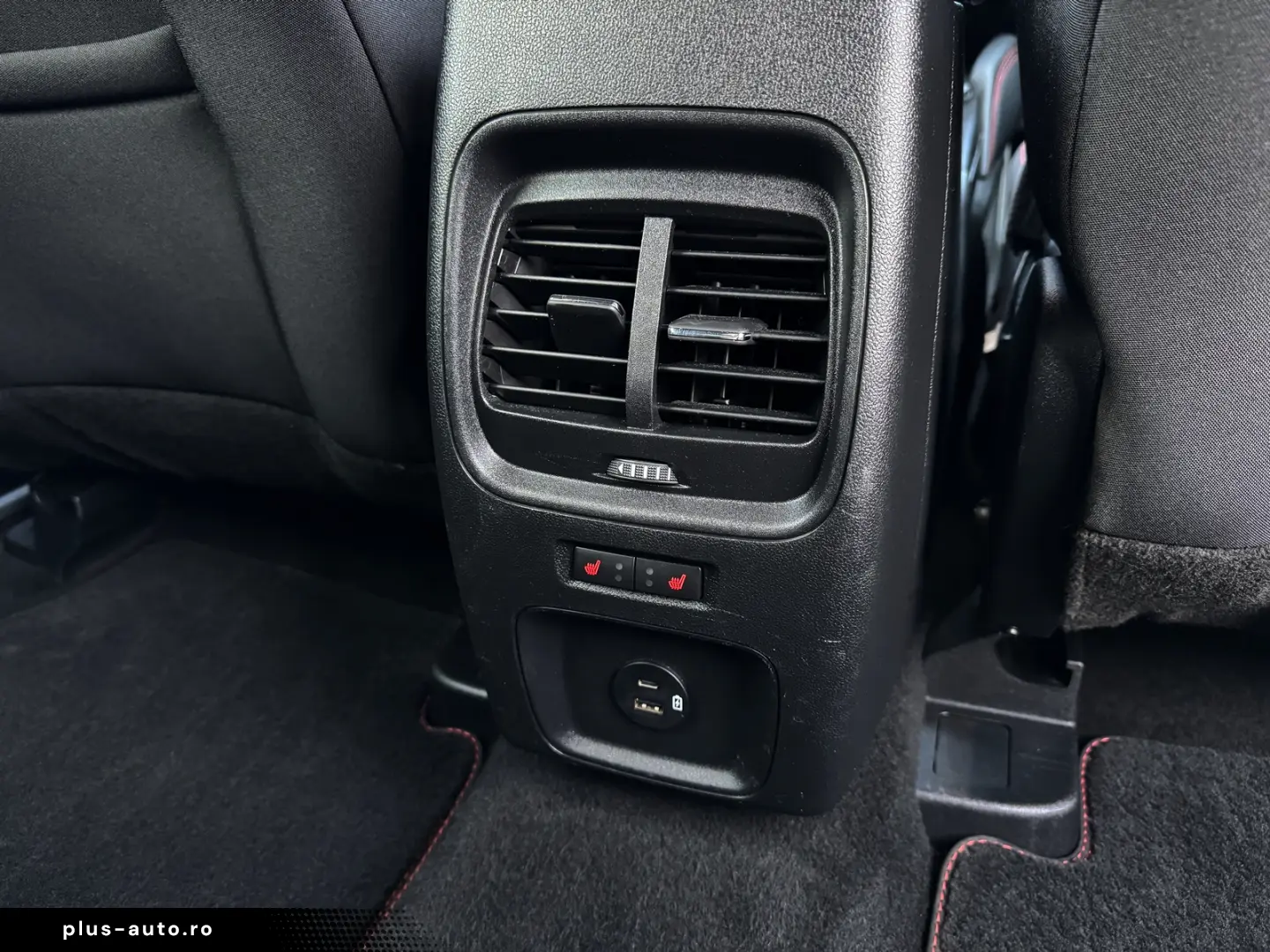 FORD Kuga 2.5 Duratec Plug In Hybrid ST Line