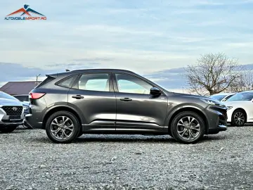 FORD Kuga 2.5 Duratec Plug In Hybrid ST Line