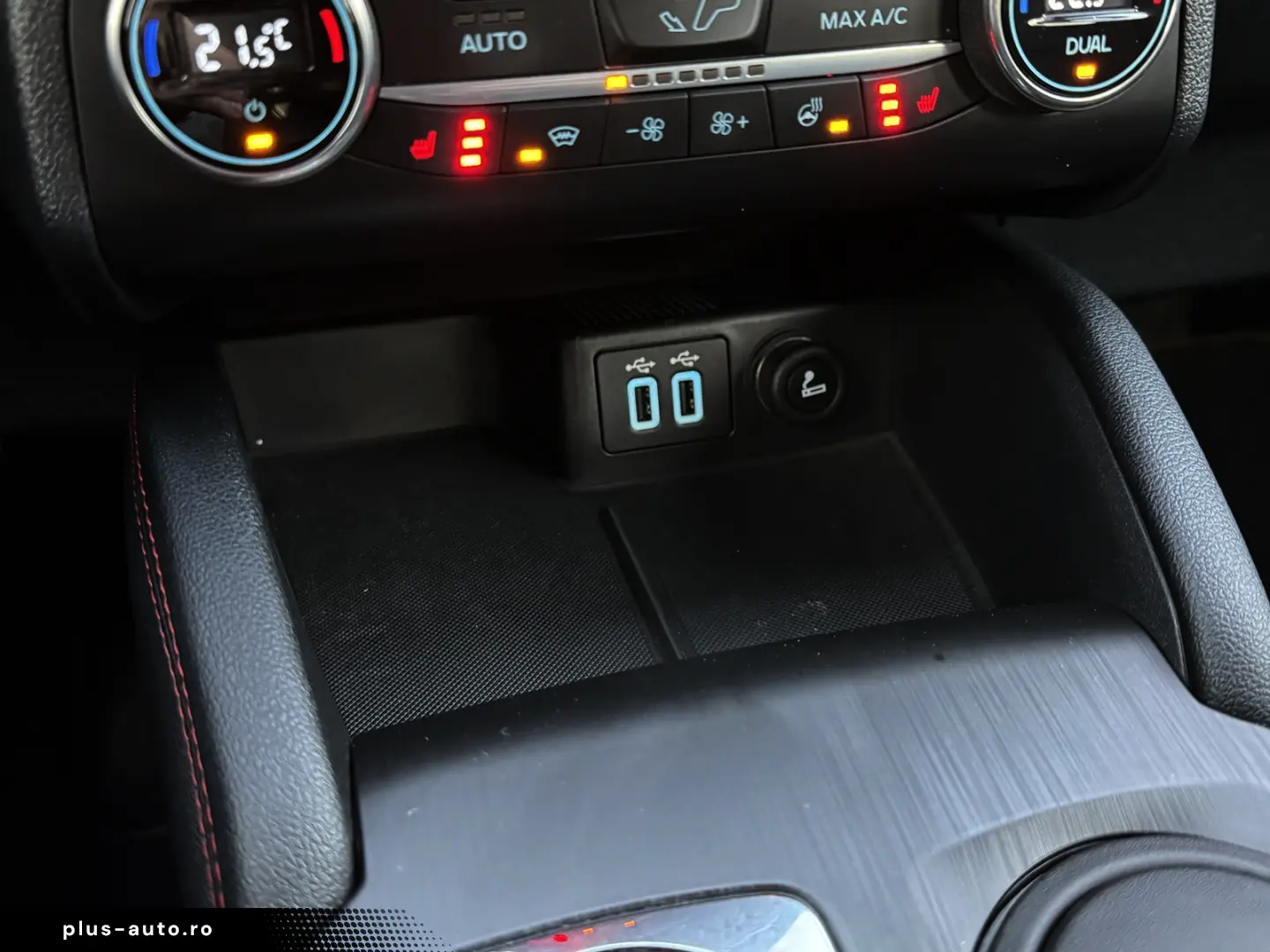 FORD Kuga 2.5 Duratec Plug In Hybrid ST Line