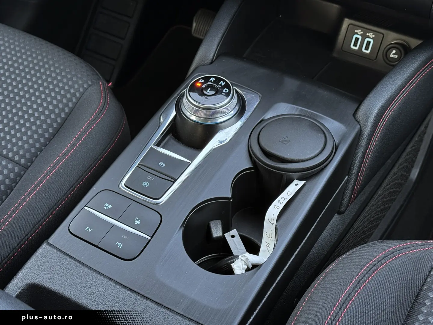 FORD Kuga 2.5 Duratec Plug In Hybrid ST Line