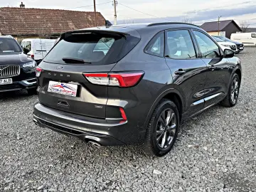 FORD Kuga 2.5 Duratec Plug In Hybrid ST Line