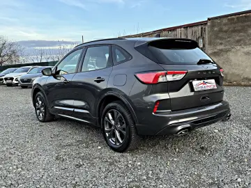 FORD Kuga 2.5 Duratec Plug In Hybrid ST Line