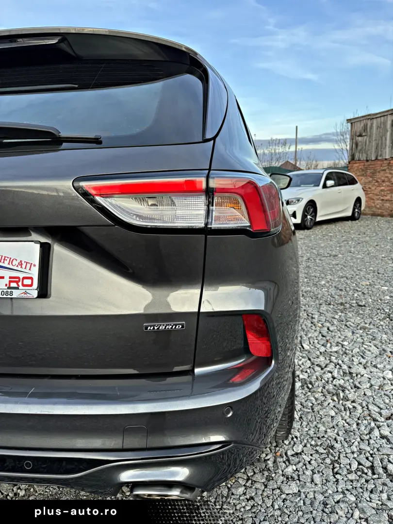 FORD Kuga 2.5 Duratec Plug In Hybrid ST Line