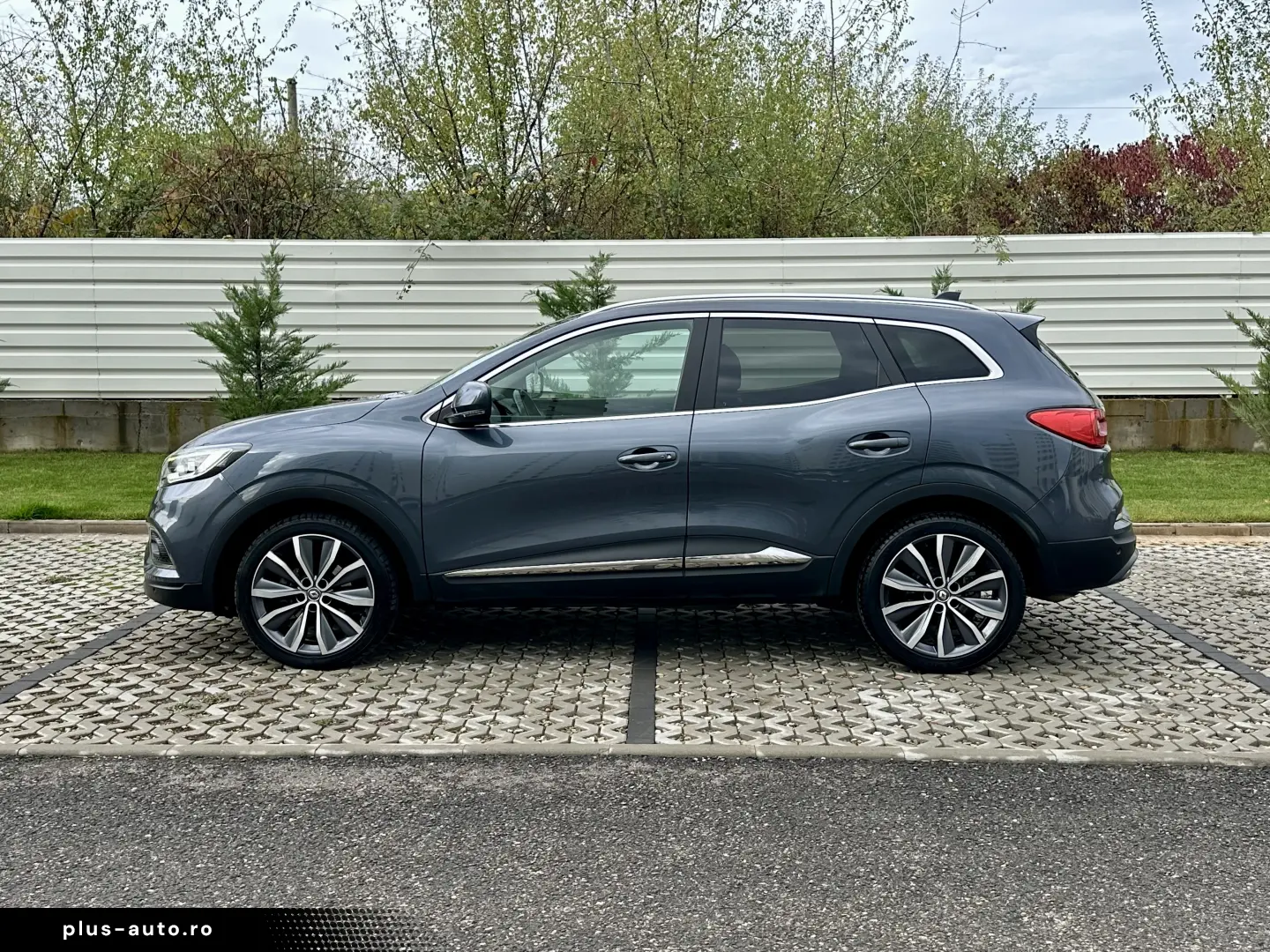 Renault Kadjar  echipare Intens  navigatie  garantie  rate