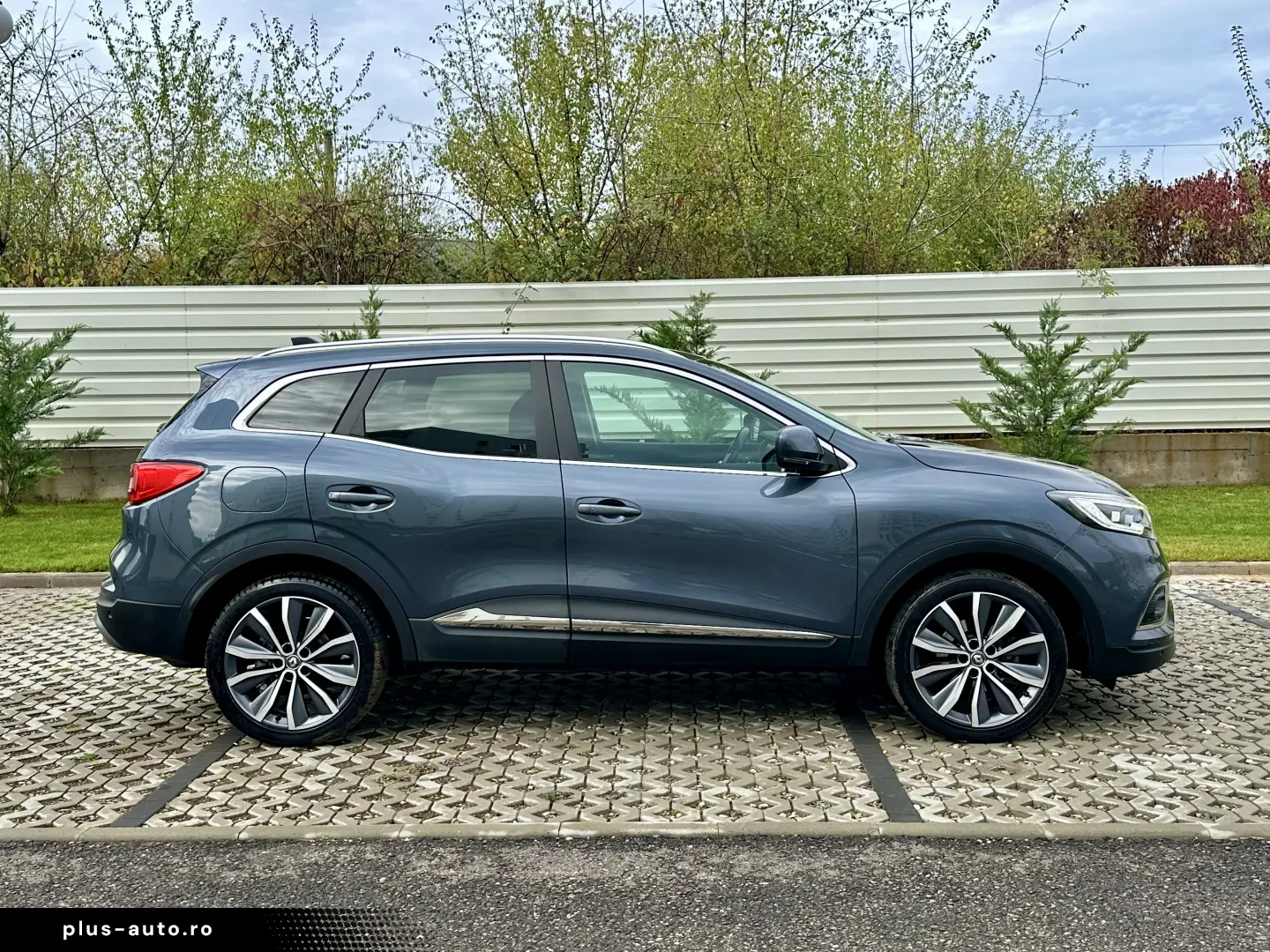 Renault Kadjar  echipare Intens  navigatie  garantie  rate