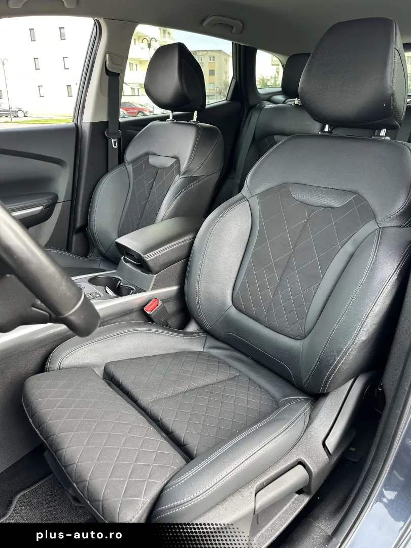 Renault Kadjar  echipare Intens  navigatie  garantie  rate